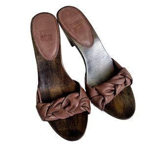 Frye Sammy Softie Slide Heeled Sandal Size 7
